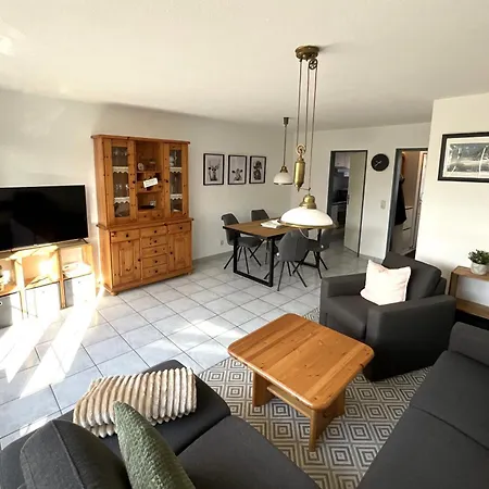 Haus Hollum 70 Qm An Der Rennweide 26b ダンガスト